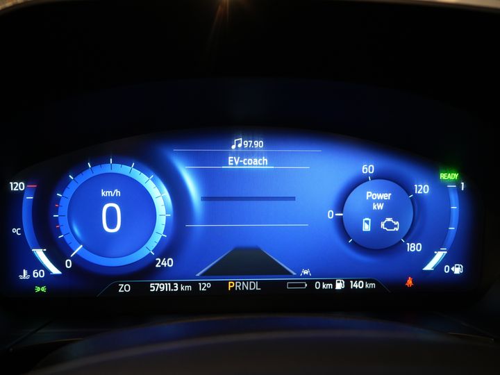 Ford Kuga SUV 2.5 PHEV 225 ch Titanium Navi/ Carplay/ Sièges chauffants/ Volant chauffant/ Caméra/ PDC/ Climatisation