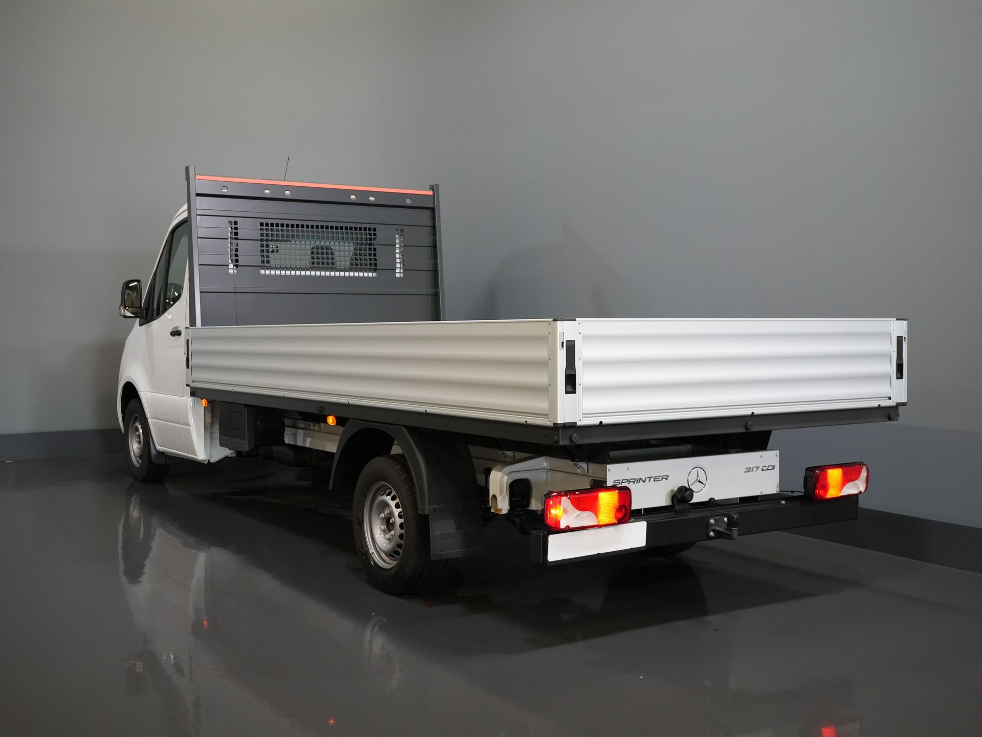 Mercedes-Benz Sprinter Open laadbak 317 CDI Aut. L3 Offener Aufbau/ 3,5t Anhängelast/ MBUX/ 4,3m Aufbau/ Sitzheizung/ Cruise/ Anhängerkupplung