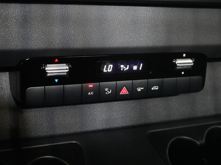 Mercedes-Benz Sprinter Open laadbak 317 CDI Aut. L3 Offener Aufbau/ 3,5t Anhängelast/ MBUX/ 4,3m Aufbau/ Sitzheizung/ Cruise/ Anhängerkupplung