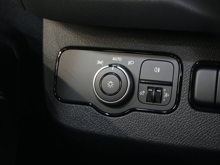 Mercedes-Benz Sprinter Open laadbak 317 CDI Aut. L3 Offener Aufbau/ 3,5t Anhängelast/ MBUX/ 4,3m Aufbau/ Sitzheizung/ Cruise/ Anhängerkupplung