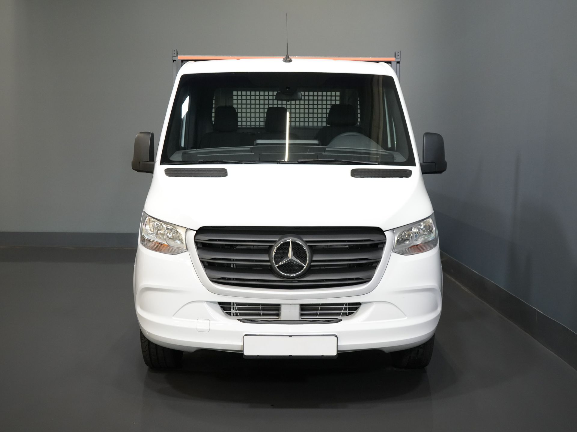 Mercedes-Benz Sprinter Open laadbak 317 CDI Aut. L3 Offener Aufbau/ 3,5t Anhängelast/ MBUX/ 4,3m Aufbau/ Sitzheizung/ Cruise/ Anhängerkupplung