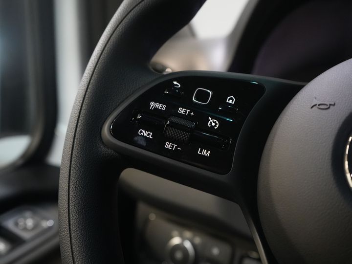 Mercedes-Benz Sprinter Open laadbak 317 CDI Aut. L3 Offener Aufbau/ 3,5t Anhängelast/ MBUX/ 4,3m Aufbau/ Sitzheizung/ Cruise/ Anhängerkupplung
