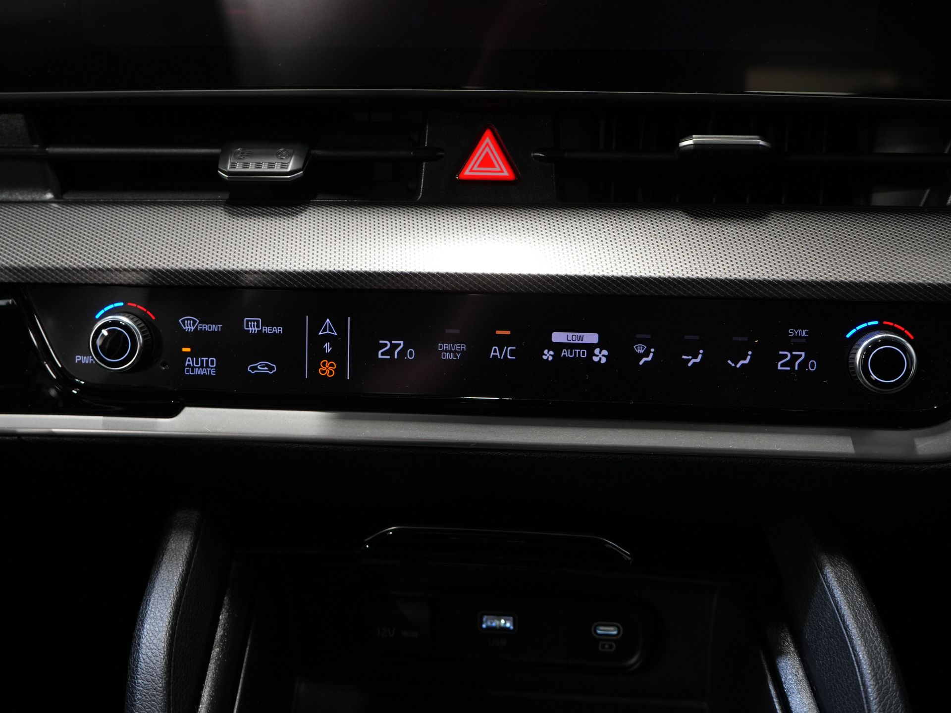 Kia Sportage SUV 1.6 T-GDi Plug-in Hybrid AWD DynamicLine LED/ Virtual Cockpit/ Adapt.Cruise/ Stoelverw./ Stuurverw./ Navi/ Carplay/ Climate/ Cam