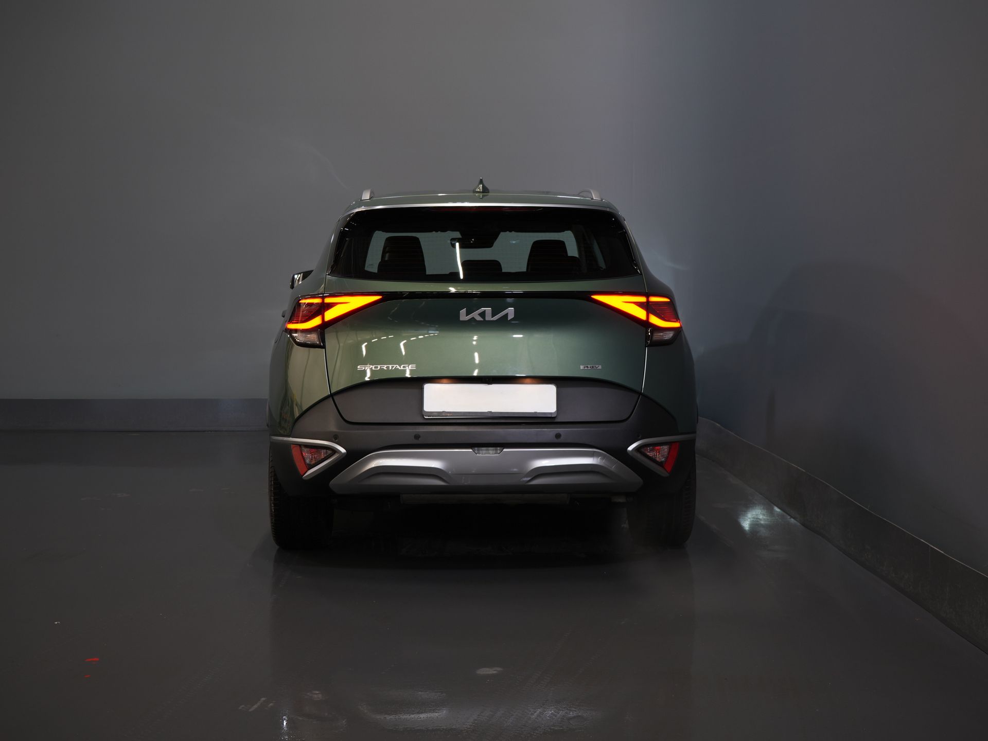 Kia Sportage SUV 1.6 T-GDi Plug-in Hybrid AWD DynamicLine LED/ Virtual Cockpit/ Adapt.Cruise/ Stoelverw./ Stuurverw./ Navi/ Carplay/ Climate/ Cam