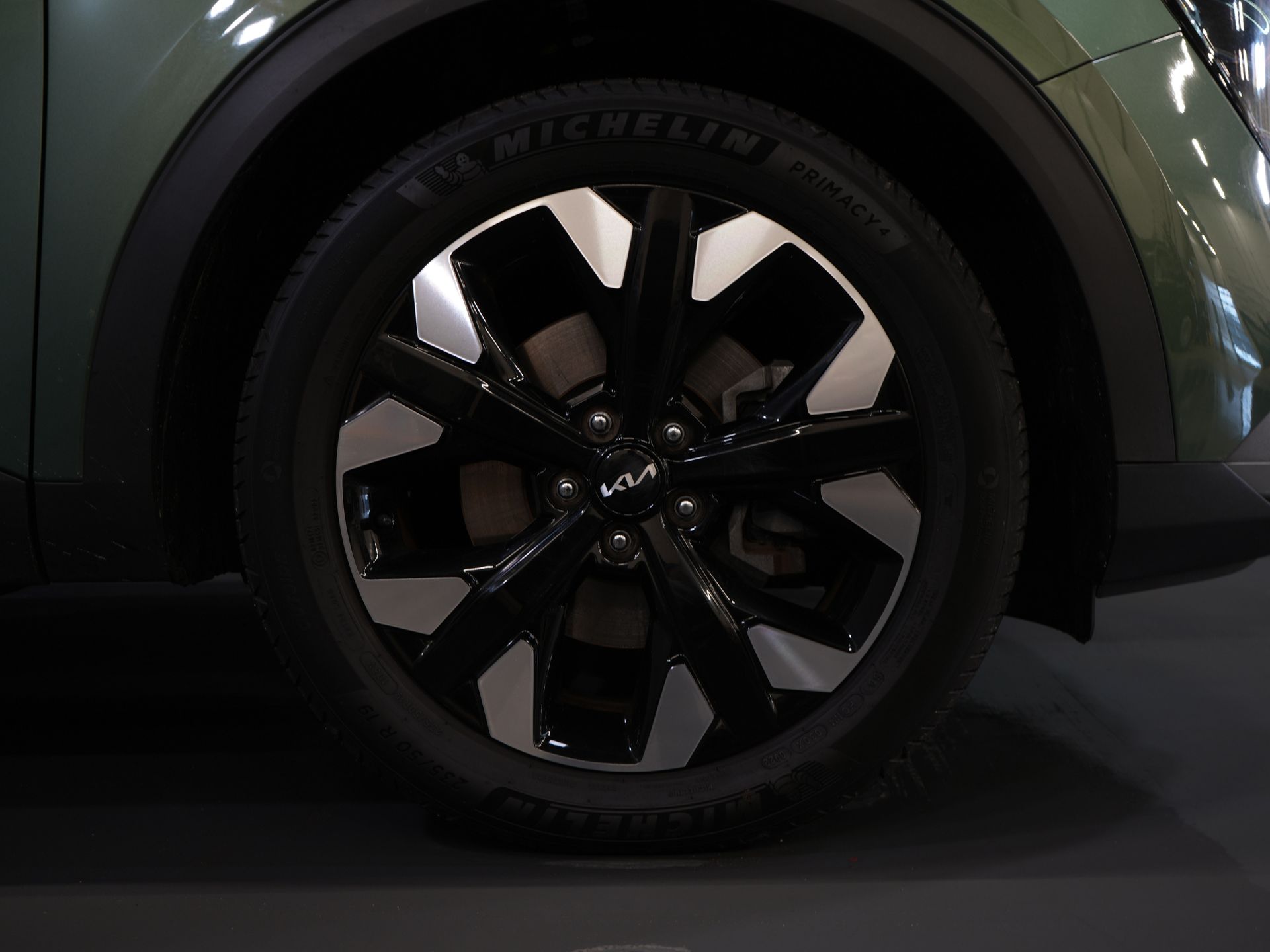 Kia Sportage SUV 1.6 T-GDi Plug-in Hybrid AWD DynamicLine LED/ Virtual Cockpit/ Adapt.Cruise/ Stoelverw./ Stuurverw./ Navi/ Carplay/ Climate/ Cam