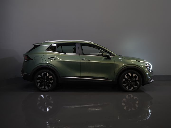 Kia Sportage SUV 1.6 T-GDi Plug-in Hybrid AWD DynamicLine LED/ Virtual Cockpit/ Adapt.Cruise/ Stoelverw./ Stuurverw./ Navi/ Carplay/ Climate/ Cam