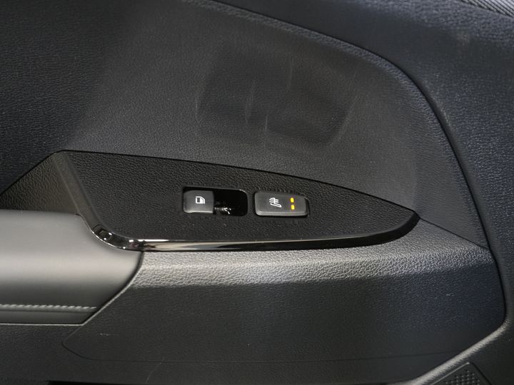 Kia Sportage SUV 1.6 T-GDi Plug-in Hybrid AWD DynamicLine LED/ Virtual Cockpit/ Adapt.Cruise/ Stoelverw./ Stuurverw./ Navi/ Carplay/ Climate/ Cam