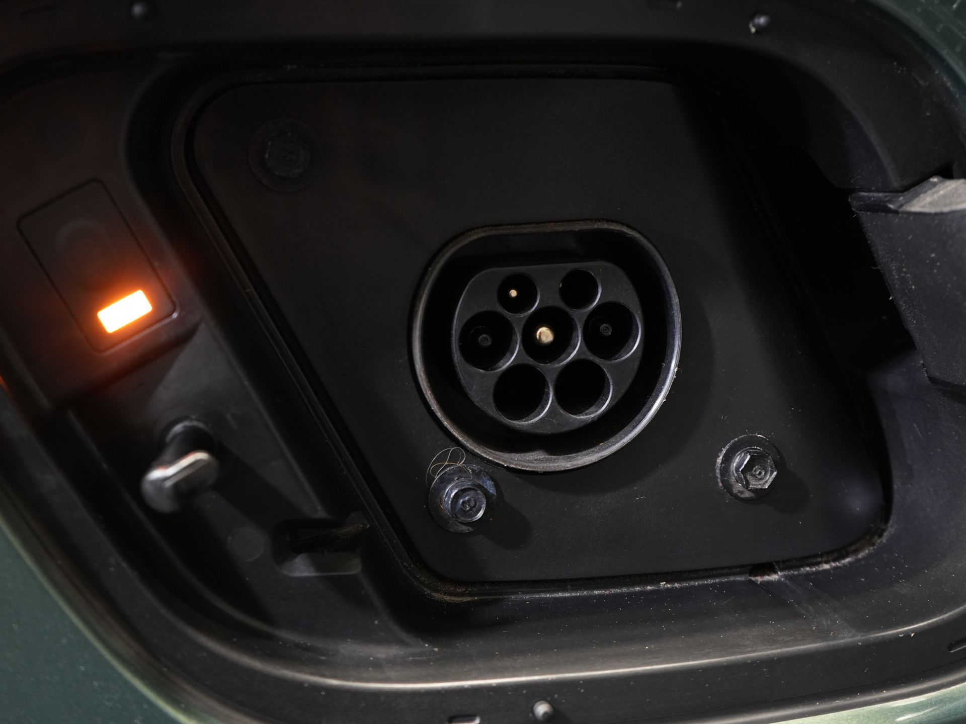 Kia Sportage SUV 1.6 T-GDi Plug-in Hybrid AWD DynamicLine LED/ Virtual Cockpit/ Adapt.Cruise/ Stoelverw./ Stuurverw./ Navi/ Carplay/ Climate/ Cam