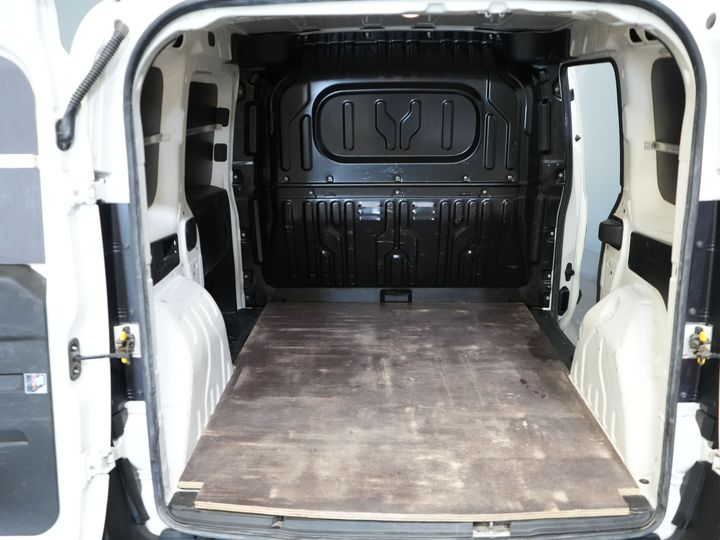 Fiat Dobló Cargo Bestelbus 1.3 MJ BPM VRIJ! 7x Voorraad NL Auto/ Airco/ Bluetooth/ Betimmering