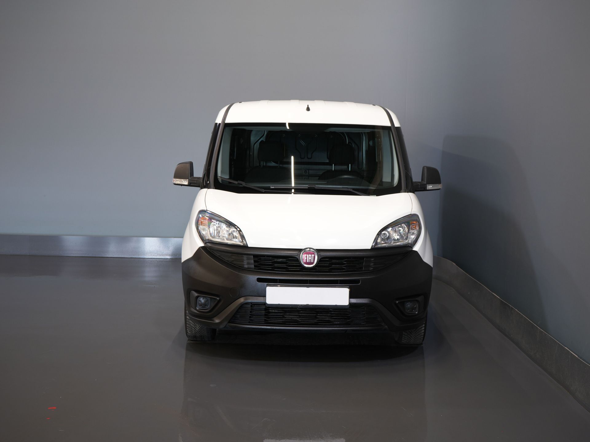 Fiat Dobló Cargo Bestelbus 1.3 MJ BPM VRIJ! 7x Voorraad NL Auto/ Airco/ Bluetooth/ Betimmering