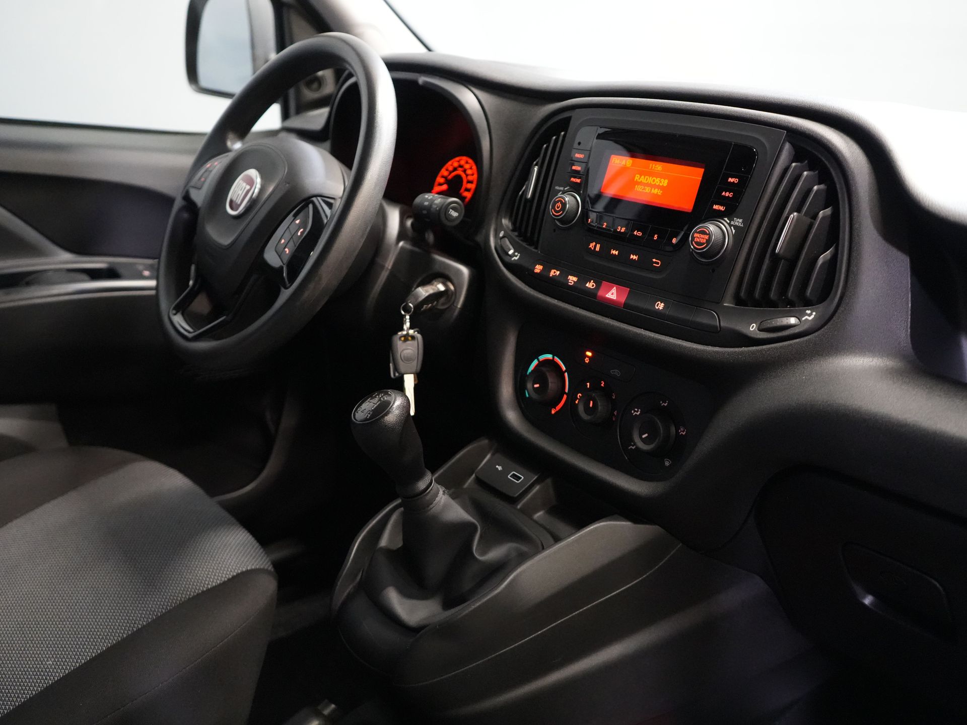 Fiat Dobló Cargo Bestelbus 1.3 MJ BPM VRIJ! 7x Voorraad NL Auto/ Airco/ Bluetooth/ Betimmering