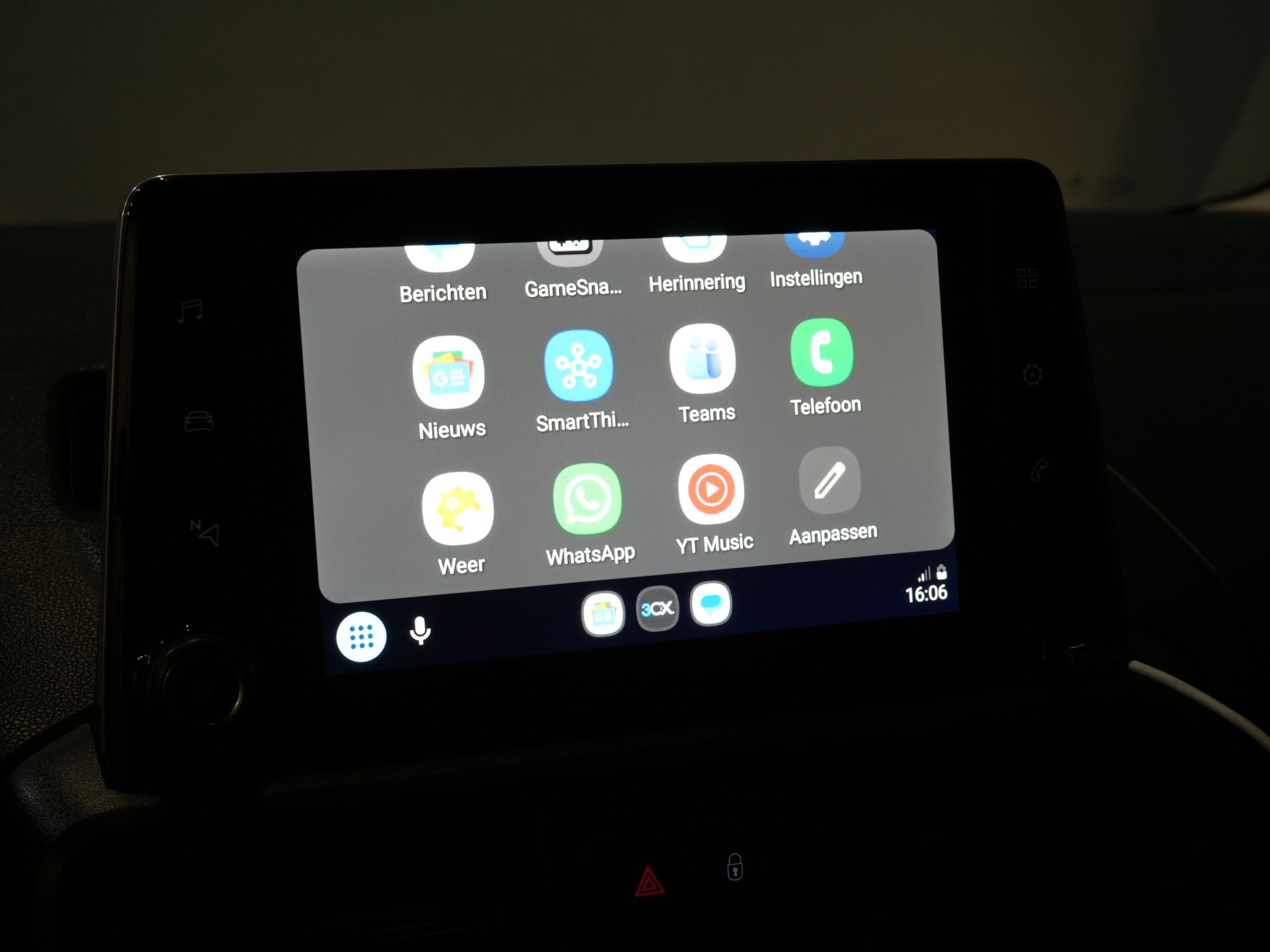 Opel Combo Bestelbus 1.2 Turbo BENZINE 3Pers./ Carplay/ Navi/ Camera/ PDC/ Cruise/ Airco