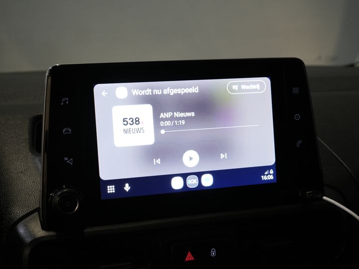 Opel Combo Bestelbus 1.2 Turbo BENZINE 3Pers./ Carplay/ Navi/ Camera/ PDC/ Cruise/ Airco