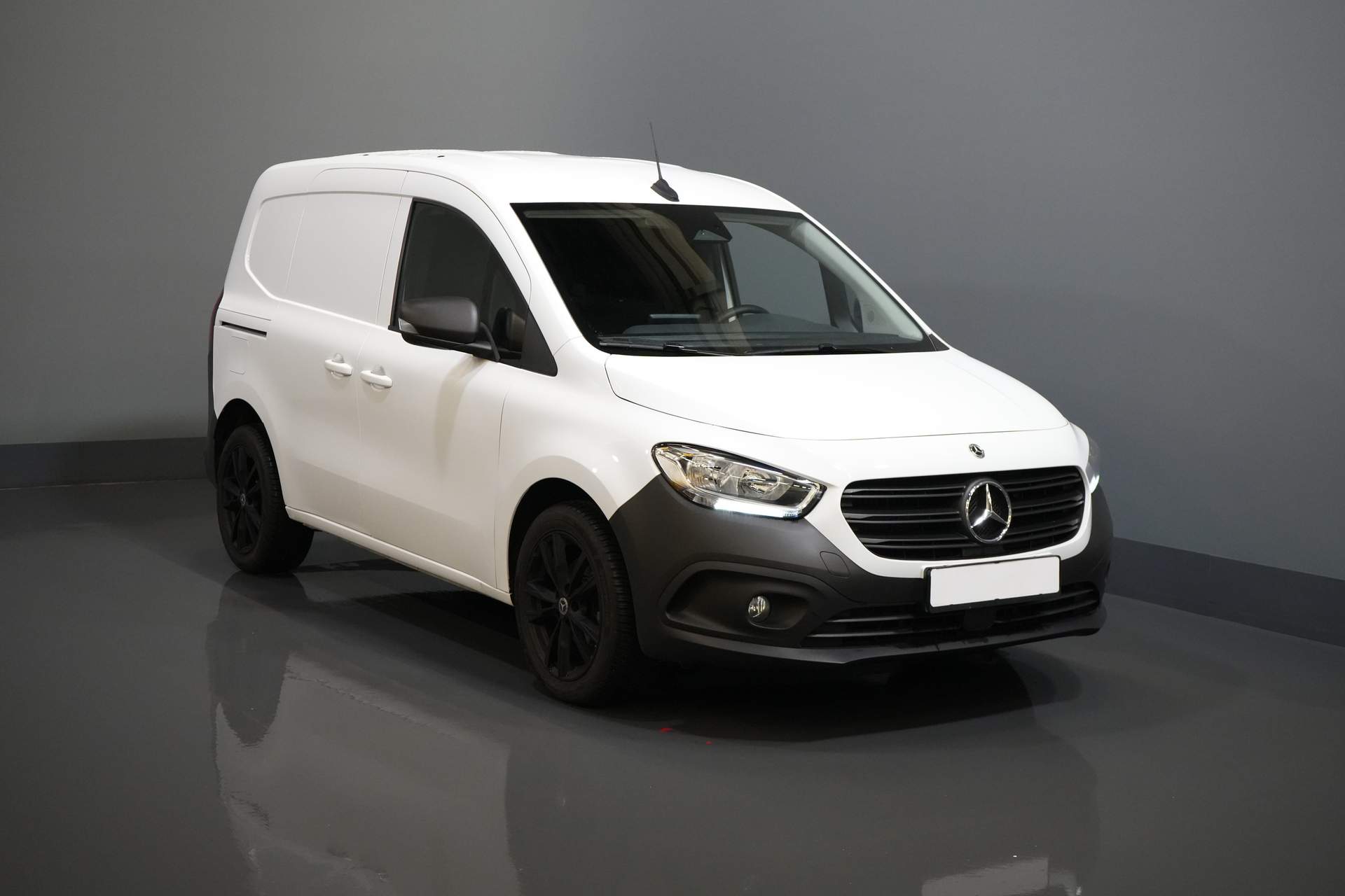 Mercedes-Benz Citan Van 110 CDI Aut. (DEMO) 3Pers./ Seatverw./ Carplay/ Cruise/ MBUX/ PDC/ Airco