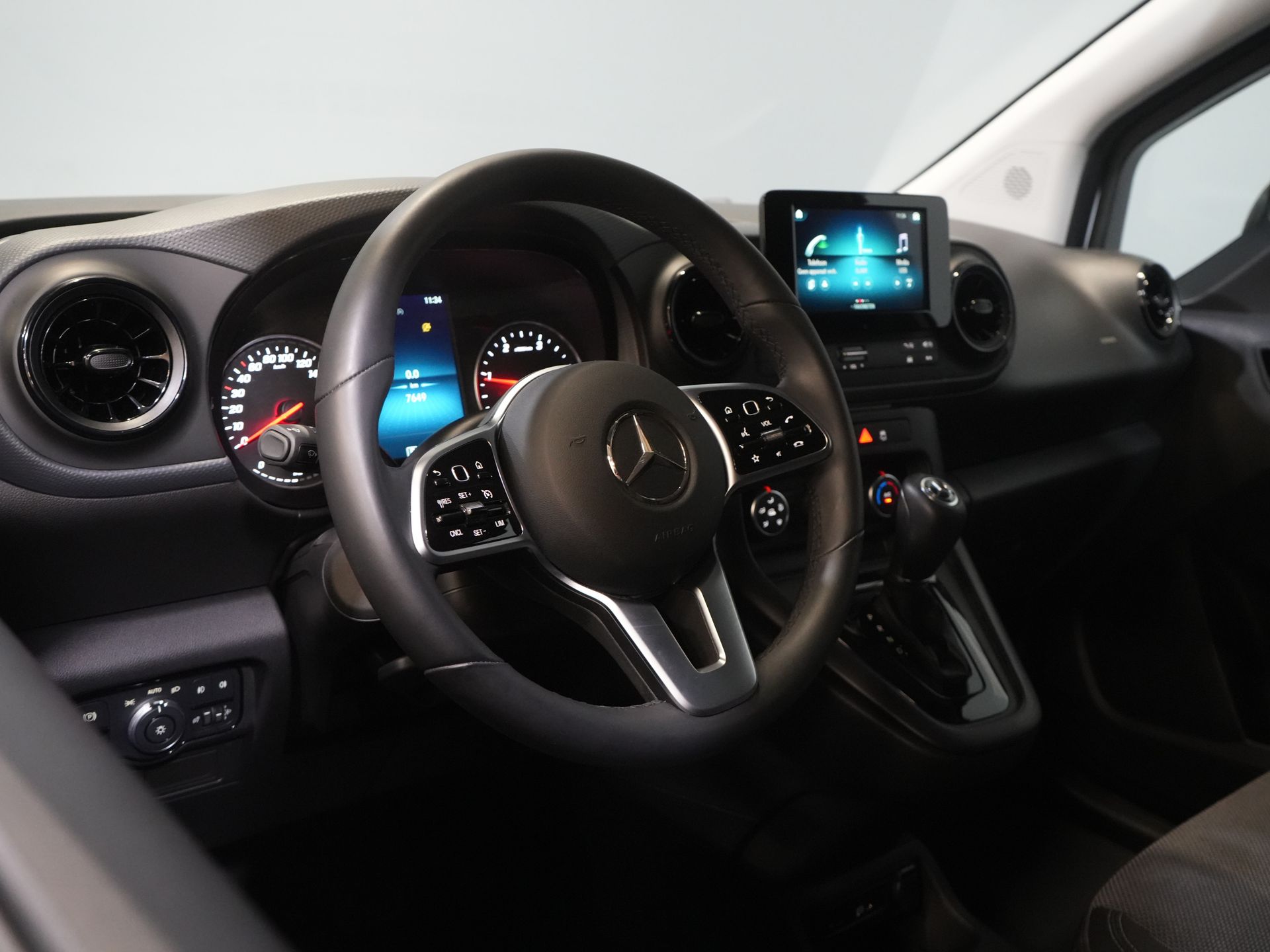 Mercedes-Benz Citan Van 110 CDI Aut. (DEMO) 3Pers./ Seatverw./ Carplay/ Cruise/ MBUX/ PDC/ Airco