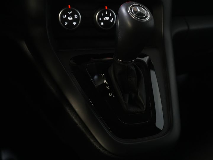Mercedes-Benz Citan Van 110 CDI Aut. (DEMO) 3Pers./ Seatverw./ Carplay/ Cruise/ MBUX/ PDC/ Airco