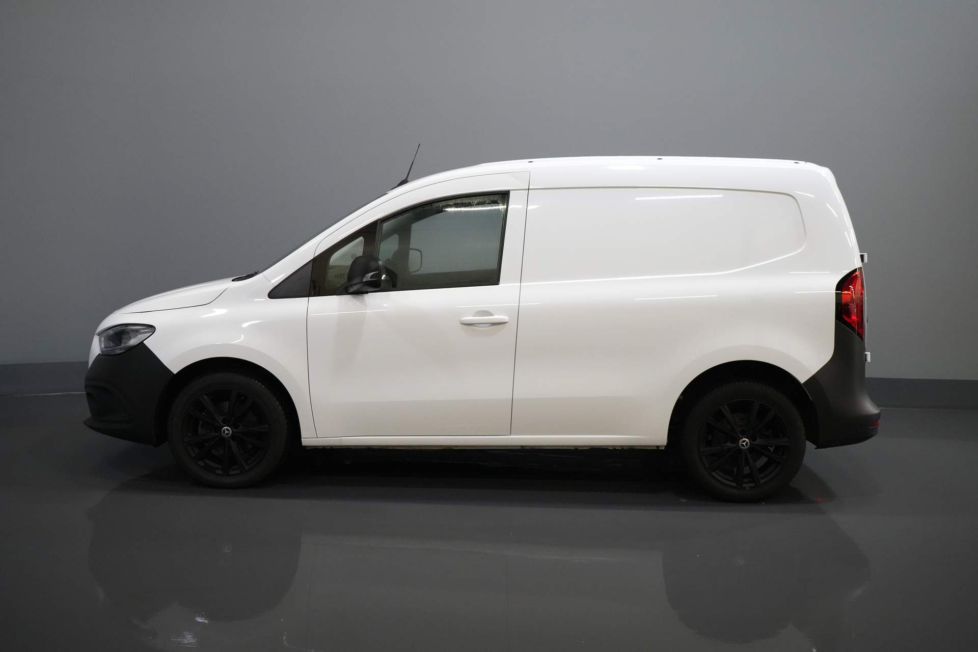 Mercedes-Benz Citan Van 110 CDI Aut. (DEMO) 3Pers./ Seatverw./ Carplay/ Cruise/ MBUX/ PDC/ Airco