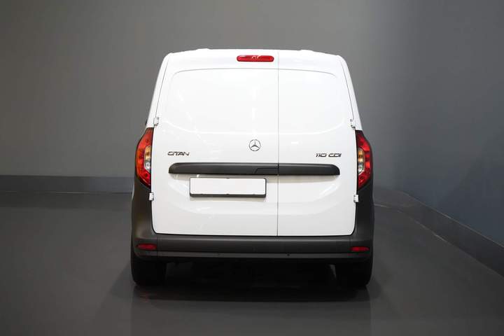 Mercedes-Benz Citan Van 110 CDI Aut. (DEMO) 3Pers./ Seatverw./ Carplay/ Cruise/ MBUX/ PDC/ Airco