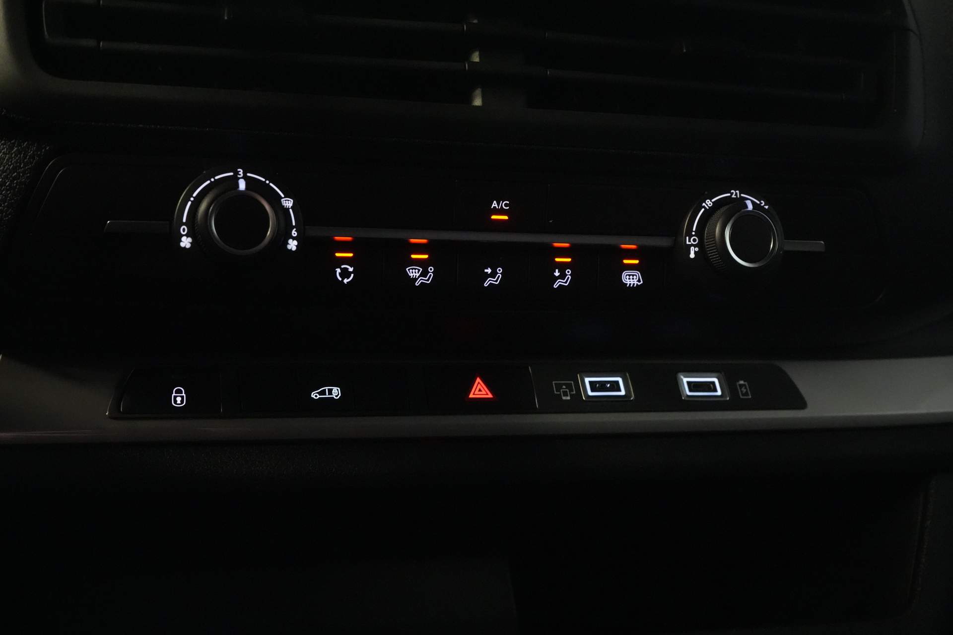 Citroën Jumpy Van 2.0 HDI 180 KM Aut. L3 BPM FREE/ Virtual Cockpit/ 2,5t hak holowniczy/ Carplay/ Navi/ Kamera/ PDC/ Cruise/ Airco