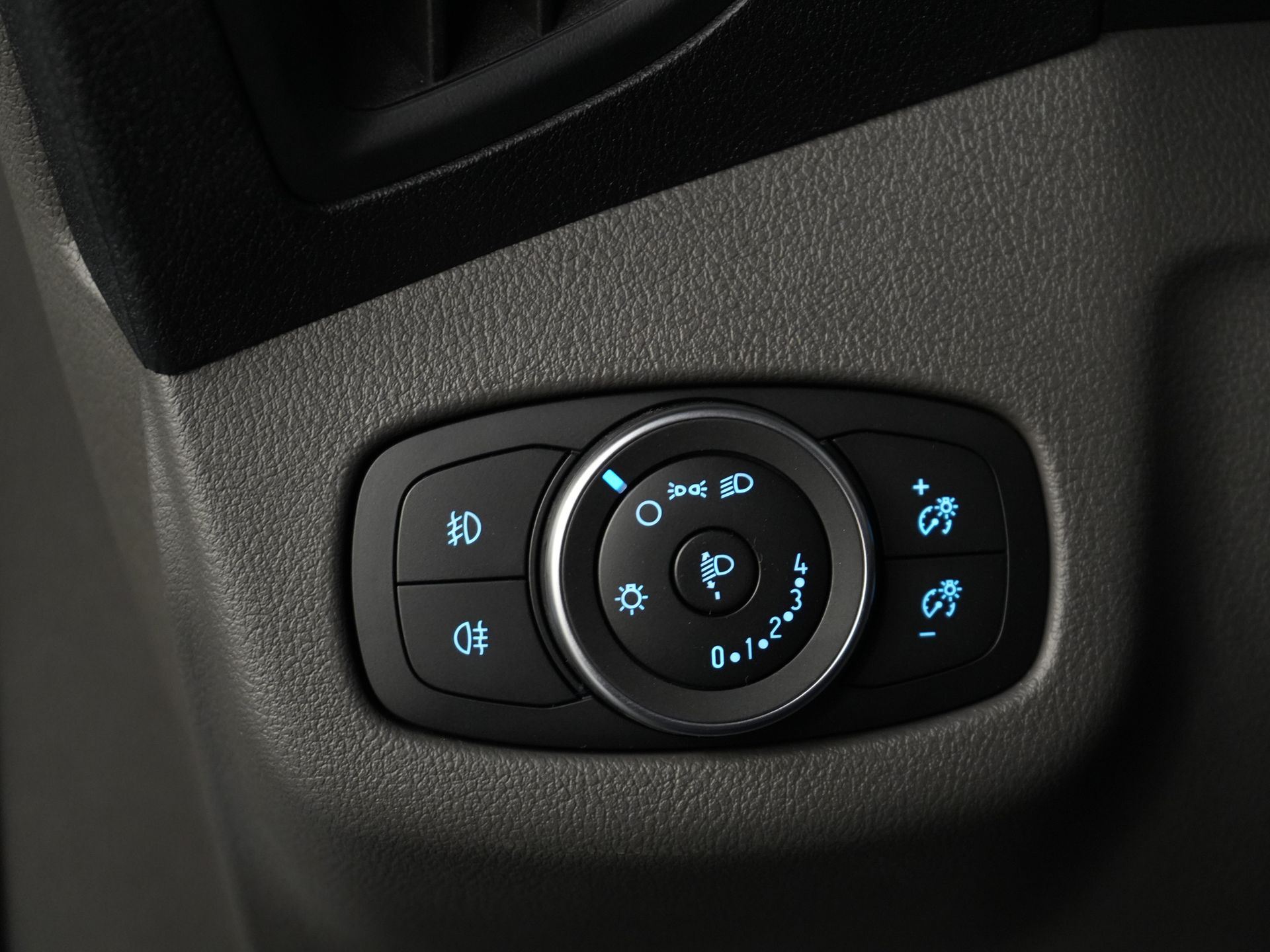 Ford Transit Connect Van 1.0 BENZYNA 100 KM BPM GRATIS! Gwarancja do 06-2029 3 Pers./ Airco/ PDC/ DAB/ Bluetooth