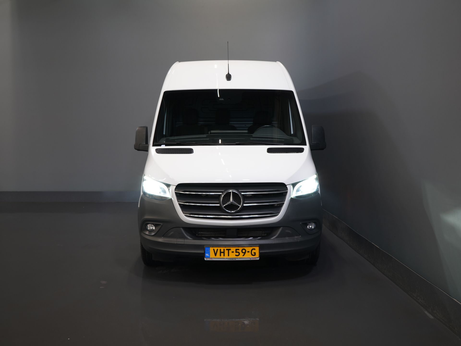 Mercedes-Benz Sprinter Van 2.2 CDI Aut. L2H2 LED/ 10.25