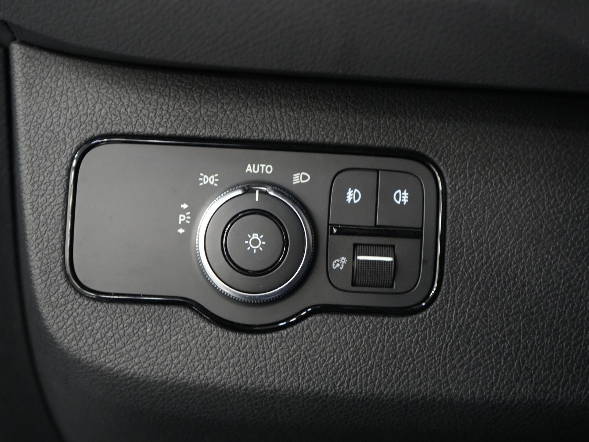 Mercedes-Benz Sprinter Van 2.2 CDI Aut. L2H2 LED/ 10.25