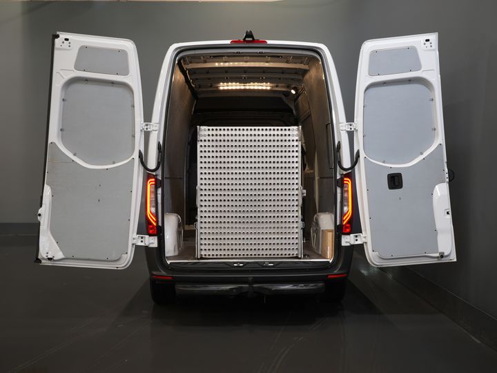 Mercedes-Benz Sprinter Van 2.2 CDI Aut. L2H2 LED/ 10.25