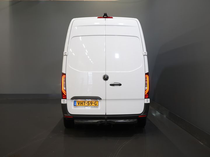 Mercedes-Benz Sprinter Van 2.2 CDI Aut. L2H2 LED/ 10.25