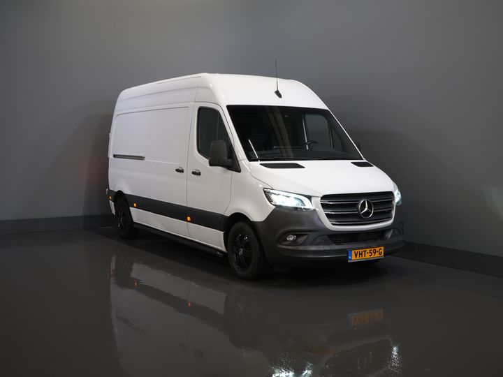 Mercedes-Benz Sprinter Bestelbus 2.2 CDI Aut. L2H2 LED/ 10,25