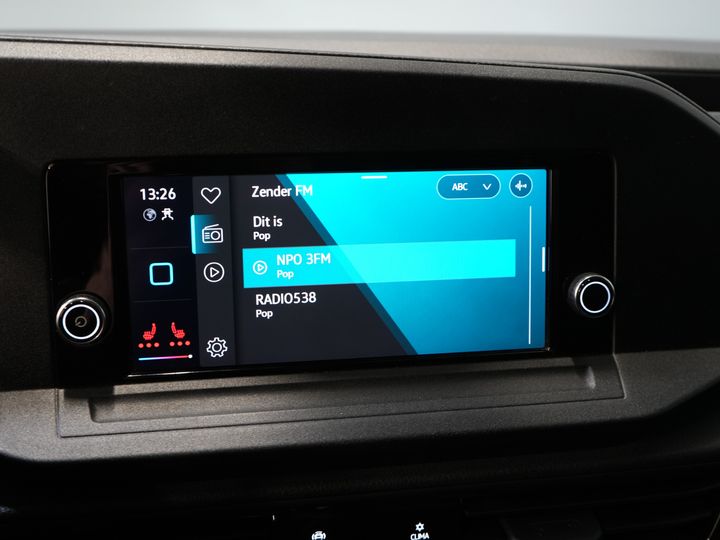 Volkswagen Caddy Cargo Fourgon 2.0 TDI 125 ch DSG Aut. LED/ Concessionnaire Ond./ Chauffage auxiliaire/ Sièges chauffants/ Carplay/ Caméra/ PDC/ LMV/ Cruise/ Attelage/ Climatisation