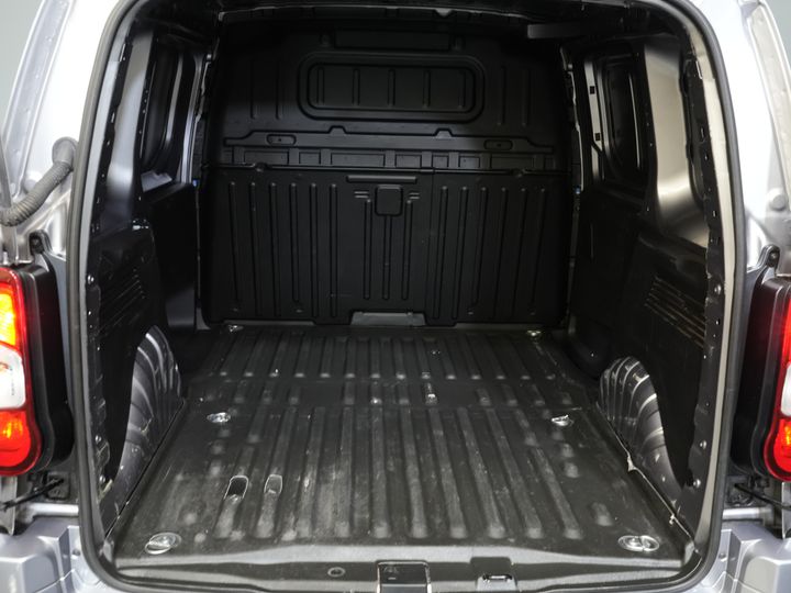 Citroën Berlingo Van 1.5 HDI 130 cv Aut. LED/ Carplay/ Keyless/ Navi/ Clima/ Telecamera/ PDC/ LMV/ Crociera