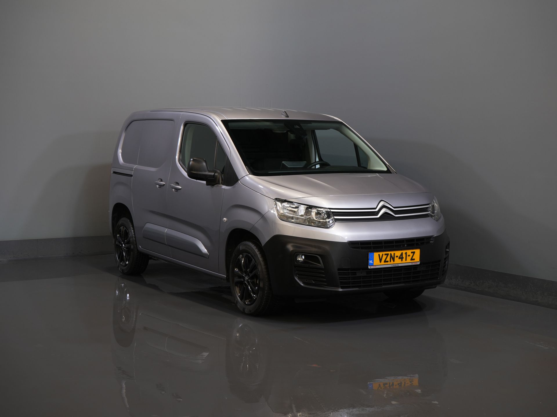Citroën Berlingo Van 1.5 HDI 130 cv Aut. LED/ Carplay/ Keyless/ Navi/ Clima/ Telecamera/ PDC/ LMV/ Crociera