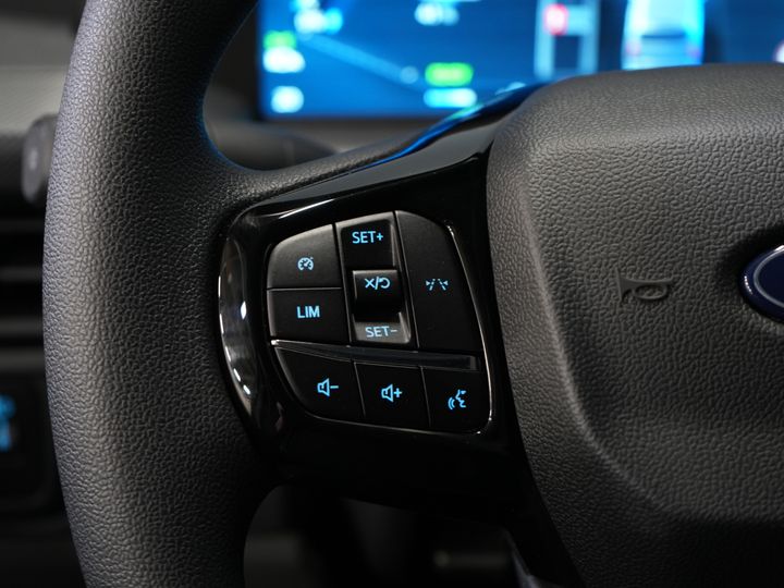 Ford E-Transit Custom Furgone 320 Trend 65 kWh 330 km WLTP LED/ Caricatore rapido/ 2,3 t di traino/ Sedili riscaldati/ Carplay/ Climatizzatore/ Telecamera/ PDC/ Cruise control