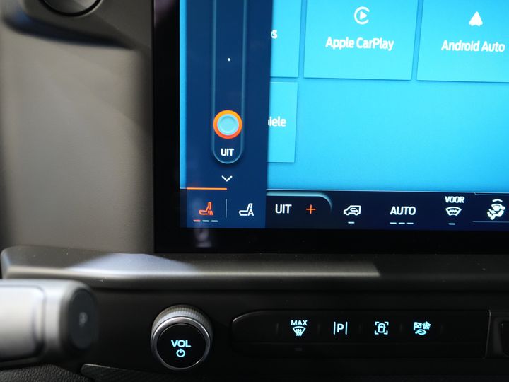 Ford E-Transit Custom Furgone 320 Trend 65 kWh 330 km WLTP LED/ Caricatore rapido/ 2,3 t di traino/ Sedili riscaldati/ Carplay/ Climatizzatore/ Telecamera/ PDC/ Cruise control