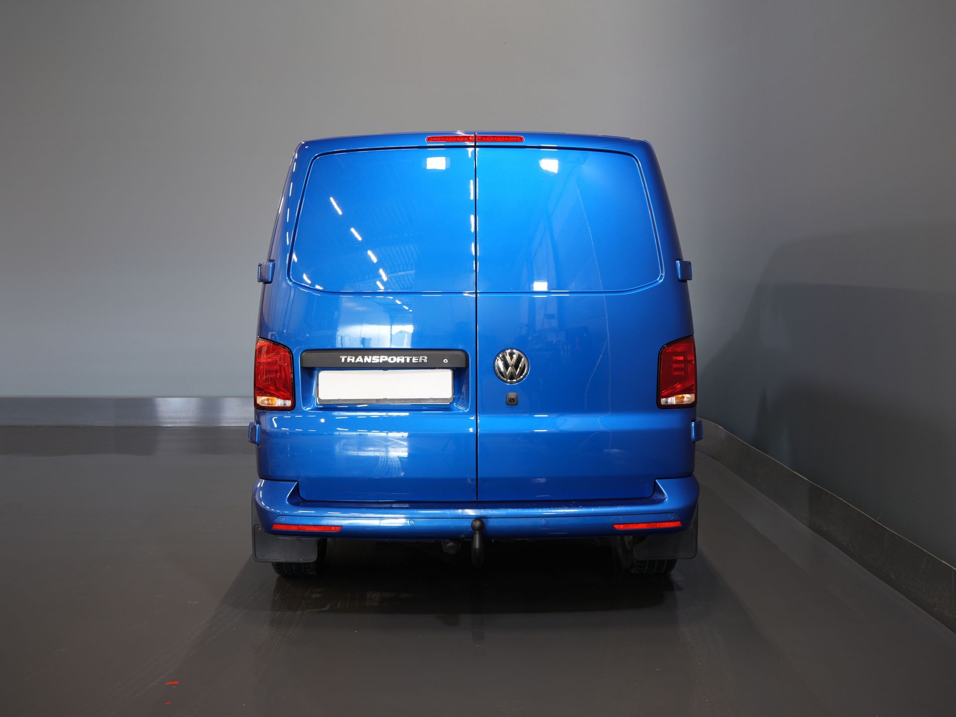 Volkswagen Transporter Van 2.0 TDI 150 CP DSG Aut. BPM GRATUIT! READY2GO LED/ Adapt.Cruise/ 2.5t Towingverm./ Standkachel/ Stoelverw./ CarPlay/ Camera/ Towbar