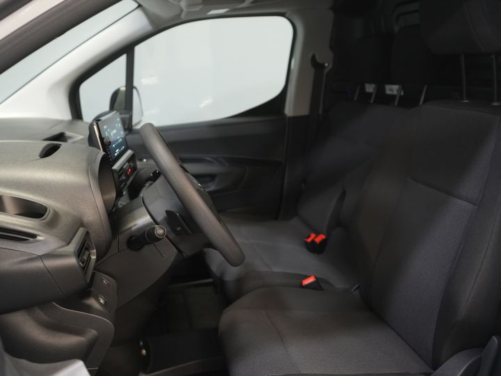 Toyota PROACE CITY Van 1.5 130 KM Aut. L2 BPM GRATIS! LED/ Wirtualny kokpit/ 3 os./ Carplay/ Kamera/ Klimatyzacja/ PDC/ Tempomat