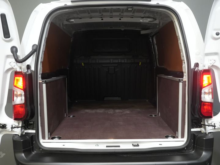 Toyota PROACE CITY Van 1.5 130 KM Aut. L2 BPM GRATIS! LED/ Wirtualny kokpit/ 3 os./ Carplay/ Kamera/ Klimatyzacja/ PDC/ Tempomat