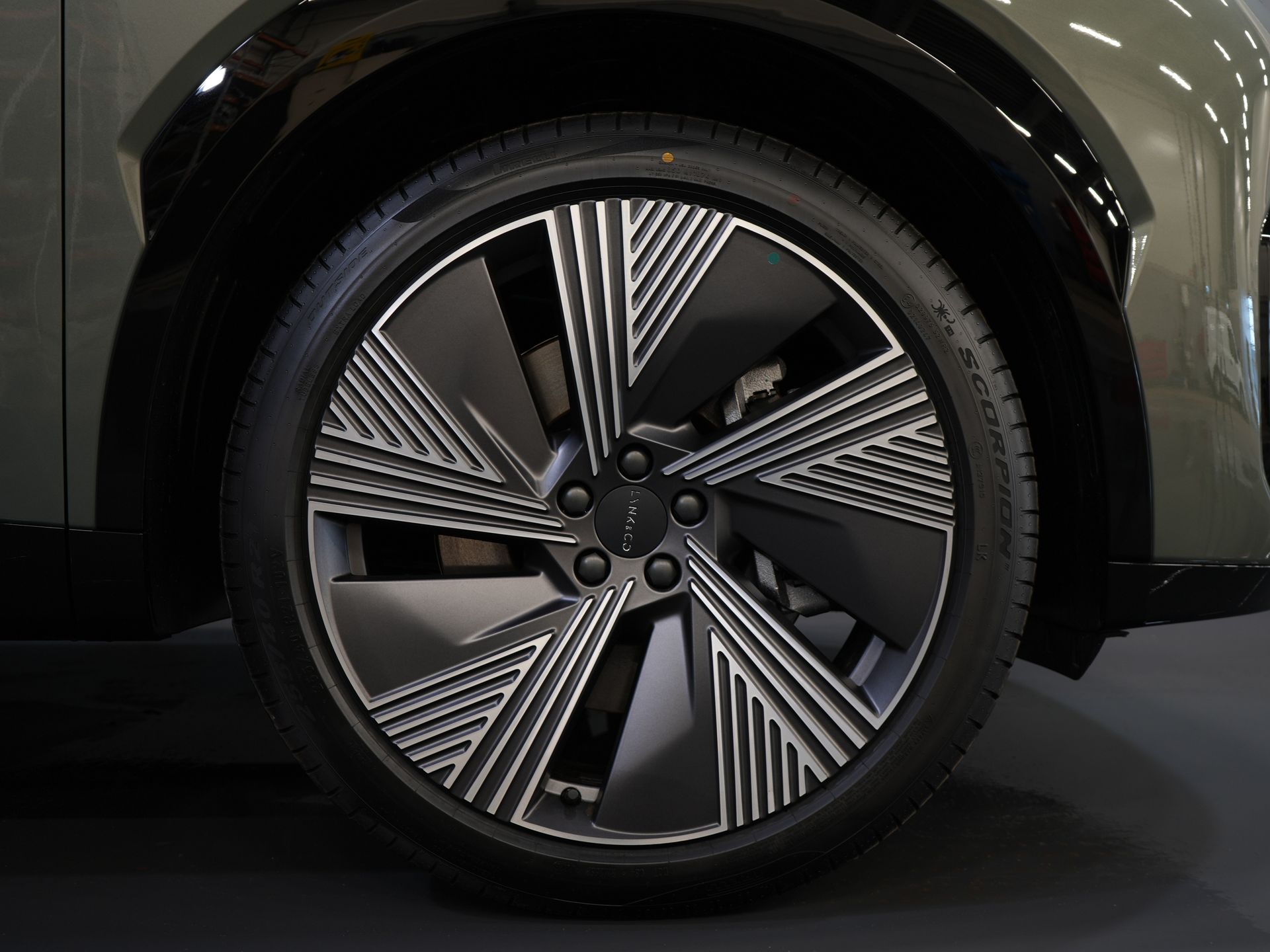 Lynk & Co 08 SUV 1.5 More PHEV 200km Elek./ Harman&Kardon/ Pano/ Stoelmassage & koeling/ Elek.Klep/ Adapt.Cruise