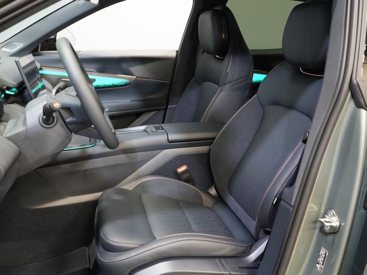 Lynk & Co 08 SUV 1.5 More PHEV 200km Elek./ Harman&Kardon/ Pano/ Stoelmassage & koeling/ Elek.Klep/ Adapt.Cruise