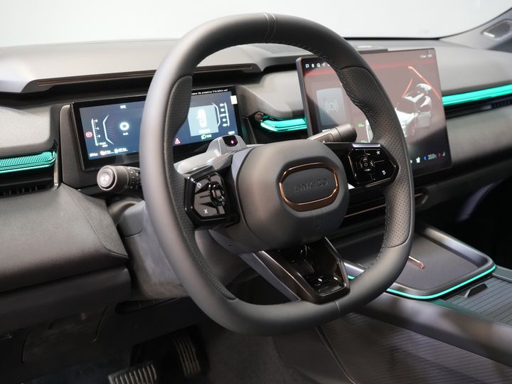 Lynk & Co 08 SUV 1.5 More PHEV 200км Elek./ Harman&Kardon/ Pano/ Масаж та охолодження сидінь/ Elek.Valve/ Adapt.Cruise