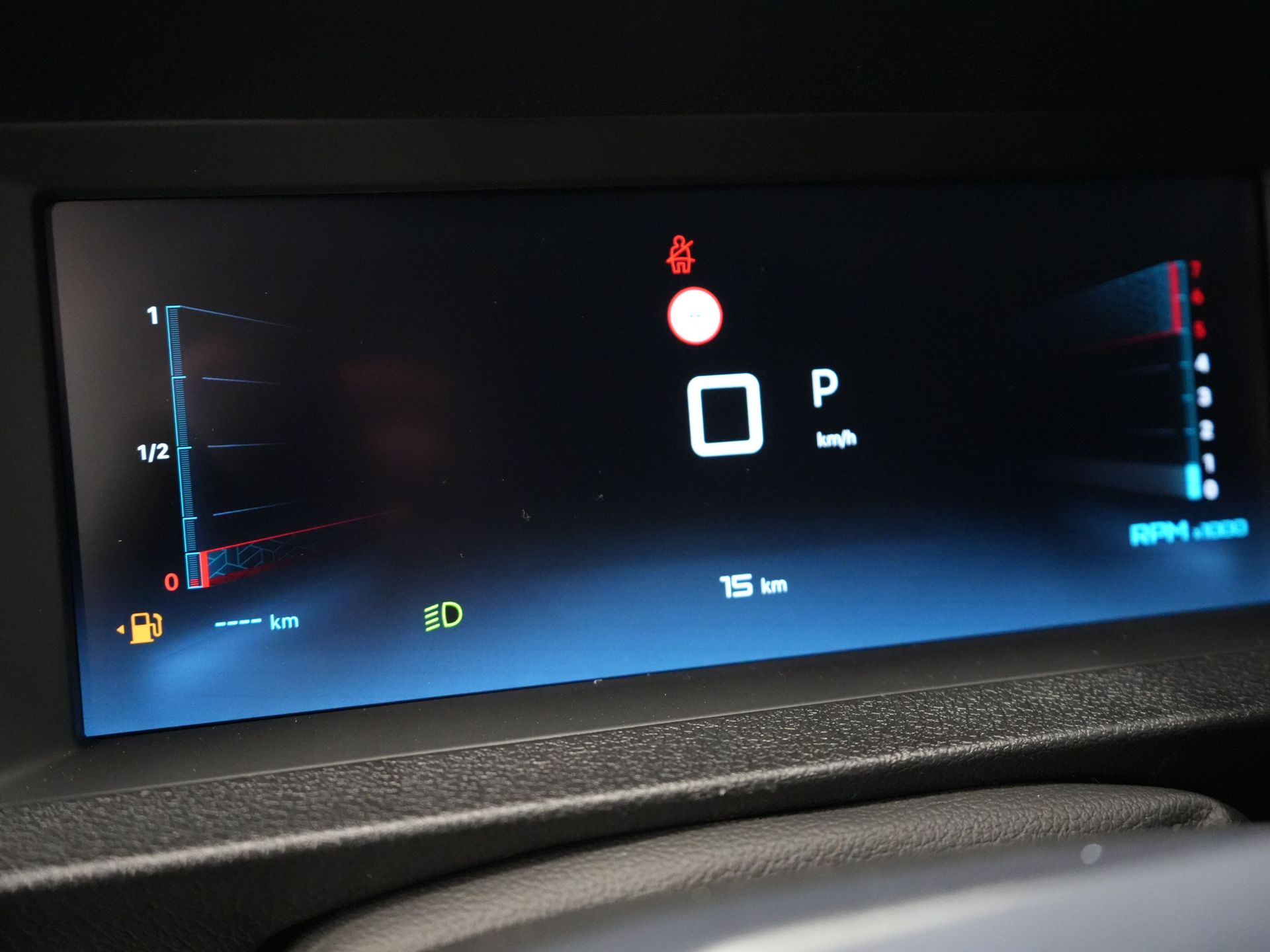 Citroën Jumpy Van 2.0 HDI 180 CP Aut. L3 BPM GRATUIT! Navi/ Carplay/ Cameră/ PDC/ Cruise/ Airco