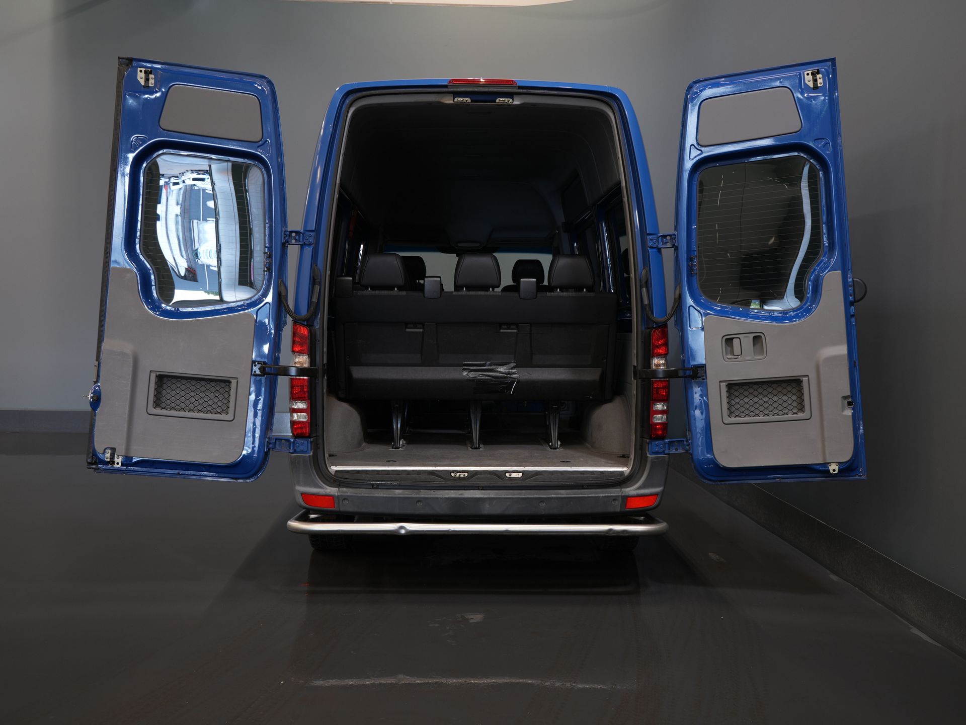 Mercedes-Benz Sprinter Passenger Transport 213 2.2 CDI Aut. L2H2 11 979 € z VAT, BPM Free EXPORT Napęd Dobry/ Kombi/ 9 osób/ Kombi/ 9P/ Airco