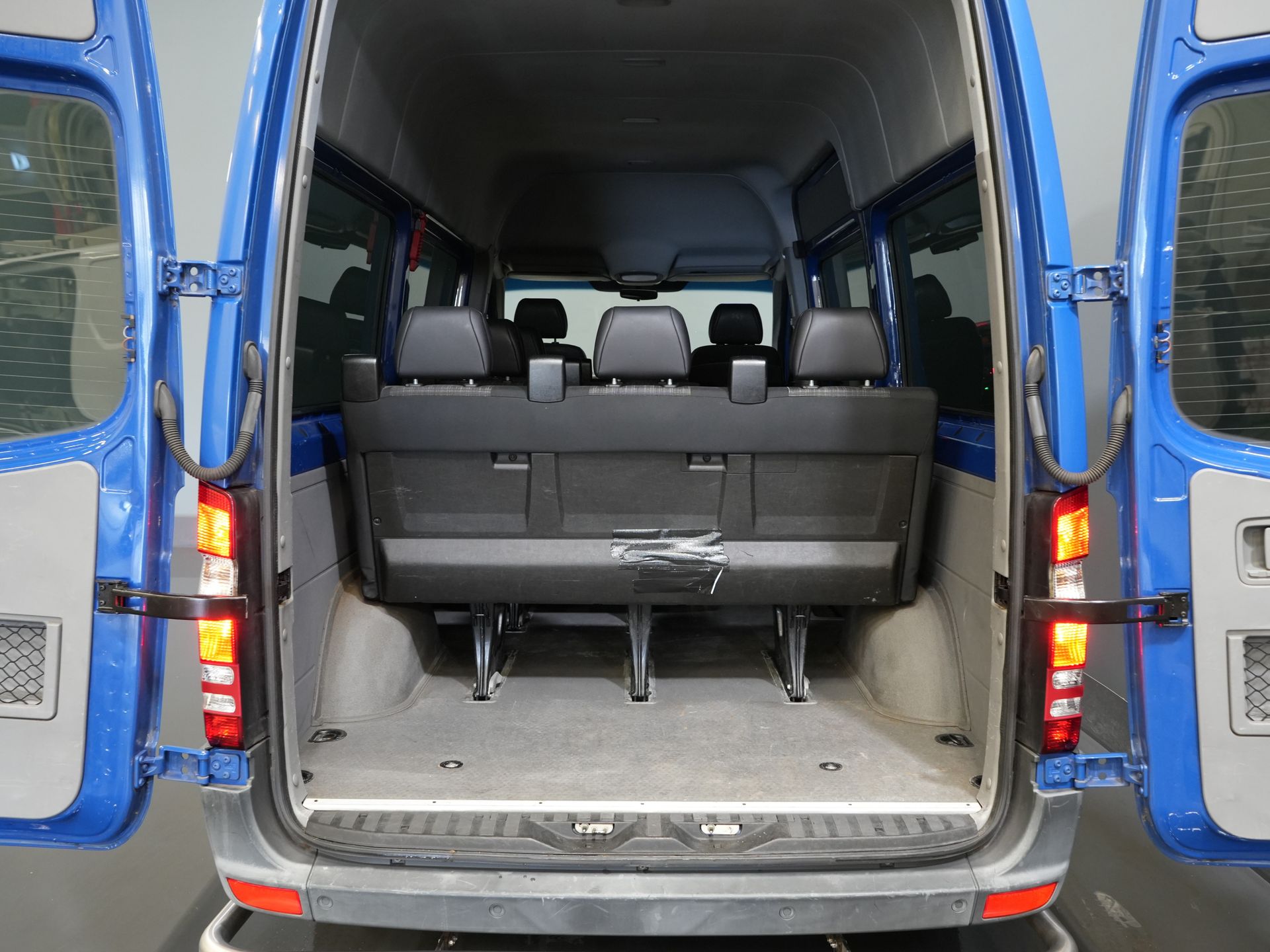 Mercedes-Benz Sprinter Passenger Transport 213 2.2 CDI Aut. L2H2 11 979 € z VAT, BPM Free EXPORT Napęd Dobry/ Kombi/ 9 osób/ Kombi/ 9P/ Airco