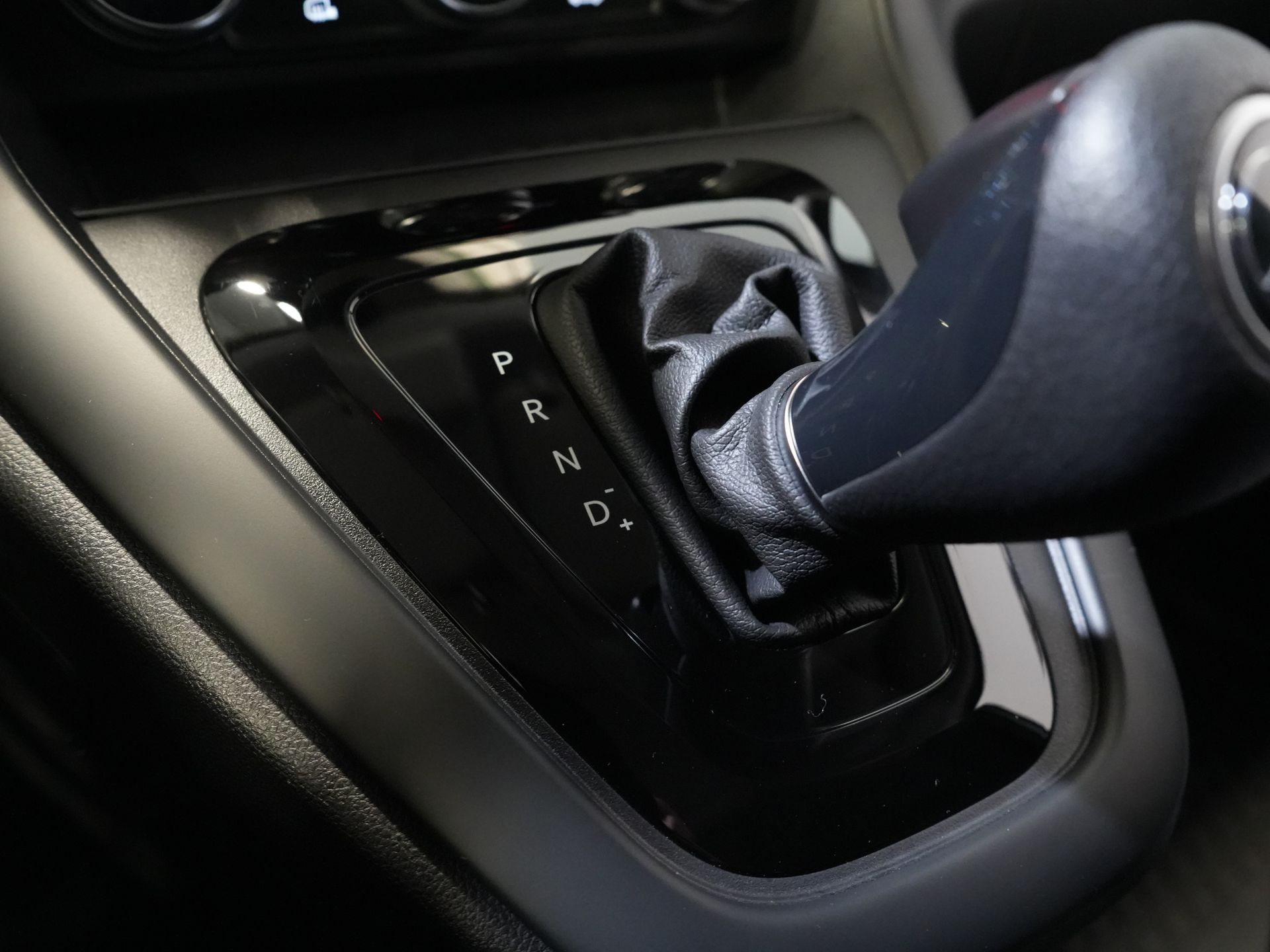 Mercedes-Benz eCitan Van 51 kWh 284 km WLTP CarPlay/ Climate/ Seatverw./ Carpentry/ Cruise/ PDC/ DAB