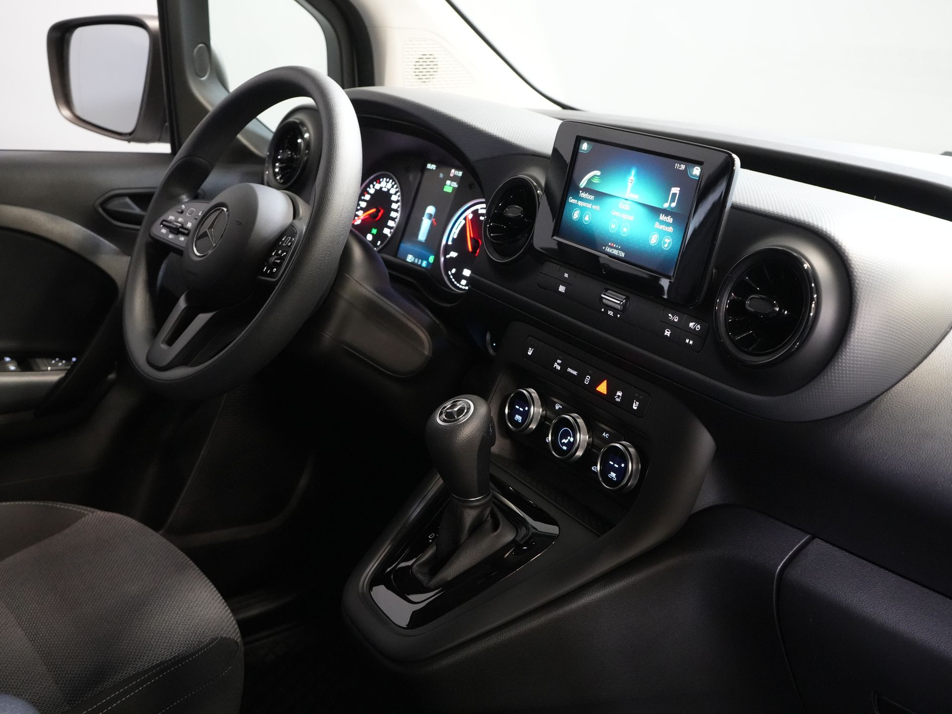 Mercedes-Benz eCitan Van 51 kWh 284 km WLTP CarPlay/ Climate/ Seatverw./ Carpentry/ Cruise/ PDC/ DAB