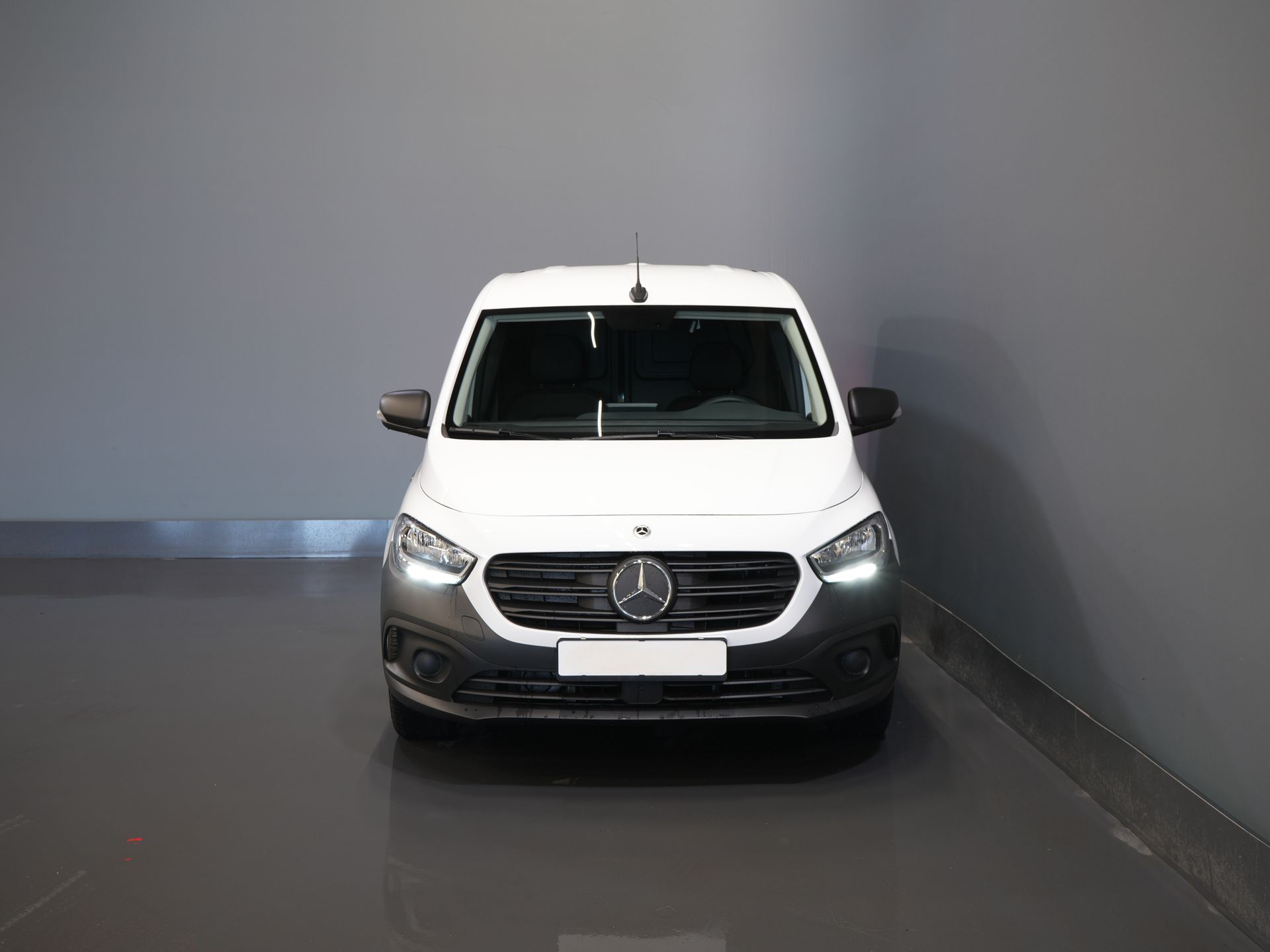 Mercedes-Benz eCitan Van 51 kWh 284 km WLTP CarPlay/ Climate/ Seatverw./ Carpentry/ Cruise/ PDC/ DAB