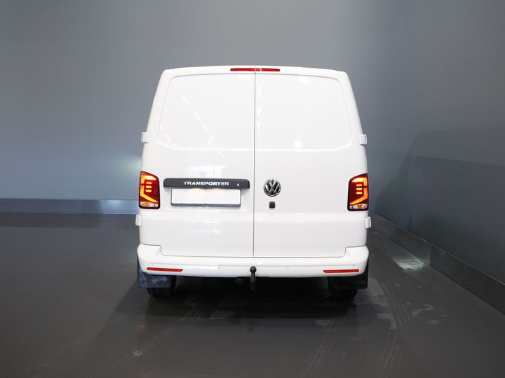 Volkswagen Transporter Furgoneta 2.0 TDI 150 CV Aut. L2 DC Doble Cabina ¡BPM GRATIS! Ready2Go 2xPuerta corredera/ Adapt Cruise/ LED/ Calefacción de pie/ Calefacción de asiento/ Carplay/ Ca