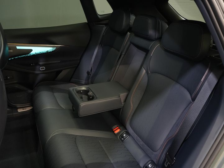 Lynk & Co 08 SUV 1.5 More PHEV 200km Elek./ Harman&Kardon/ Pano/ Sitzmassage & Kühlung/ Elek.Ventil/ Adapt.Cruise