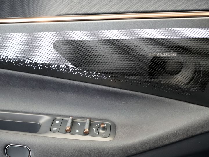 Lynk & Co 08 SUV 1.5 More PHEV 200km Elek./ Harman&Kardon/ Pano/ Sitzmassage & Kühlung/ Elek.Ventil/ Adapt.Cruise