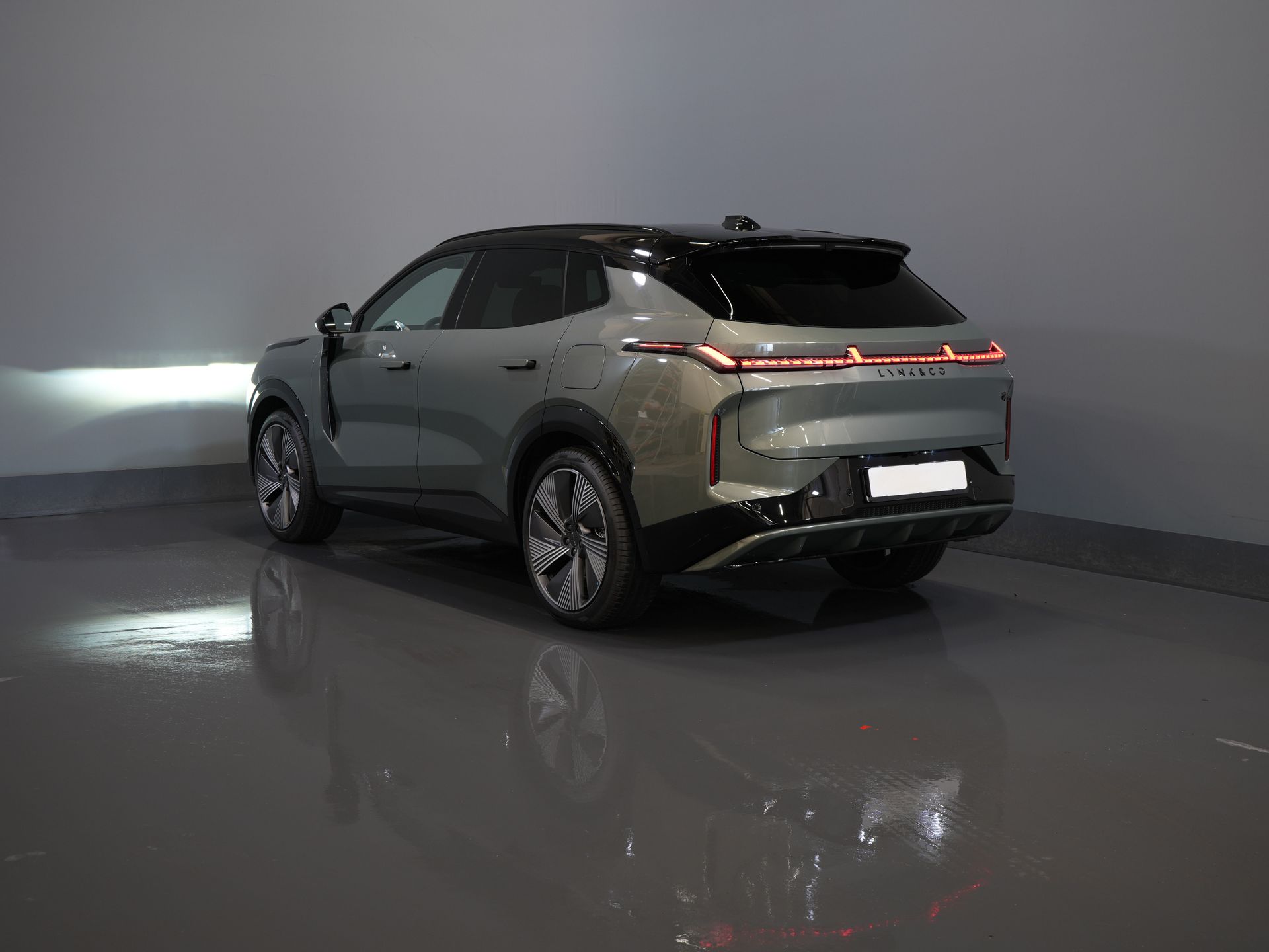 Lynk & Co 08 SUV 1.5 More PHEV 200km Elek./ Harman&Kardon/ Pano/ Sitzmassage & Kühlung/ Elek.Ventil/ Adapt.Cruise